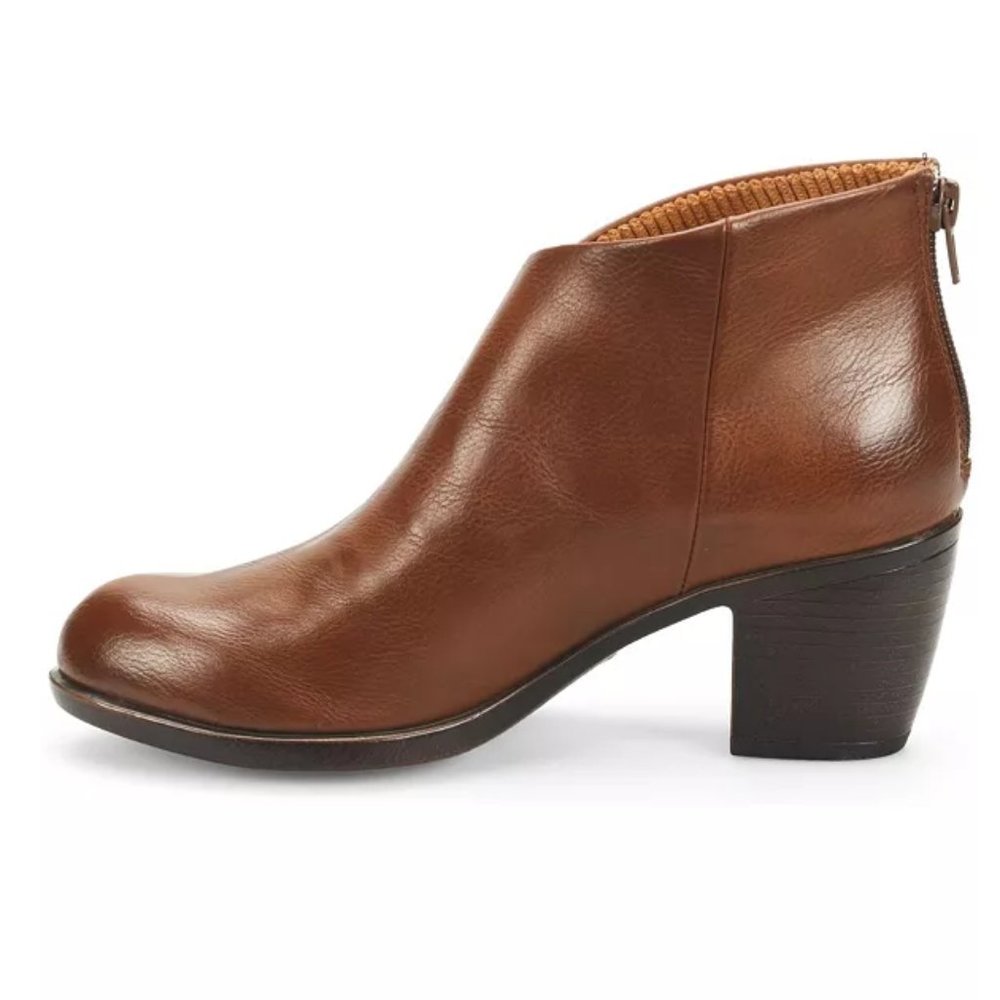 b.o.c. Macey Women's Bootie - Picture 7 of 11